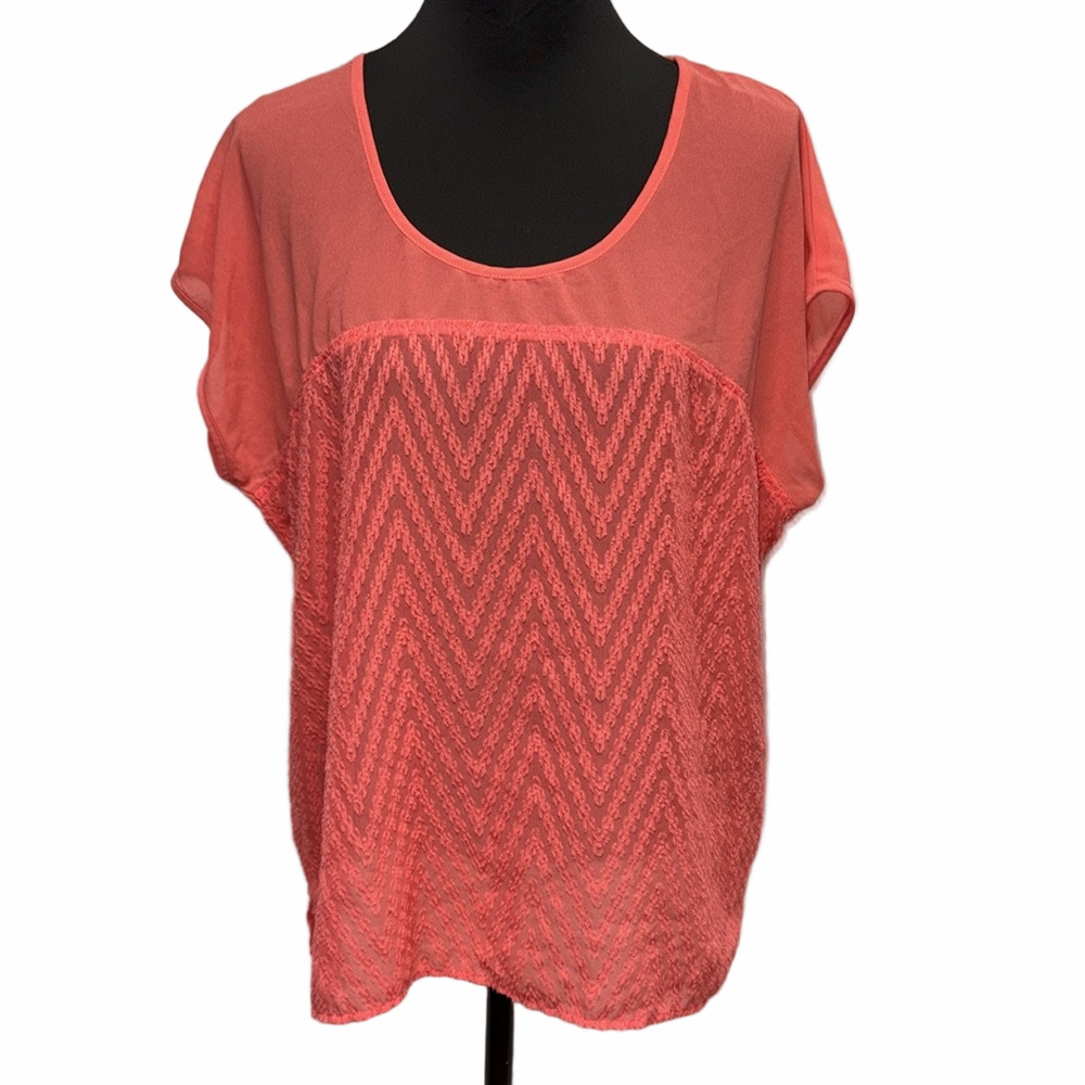 Maurices Semi-Sheer textured Coral Blouse. Business casual Lightweight Fun